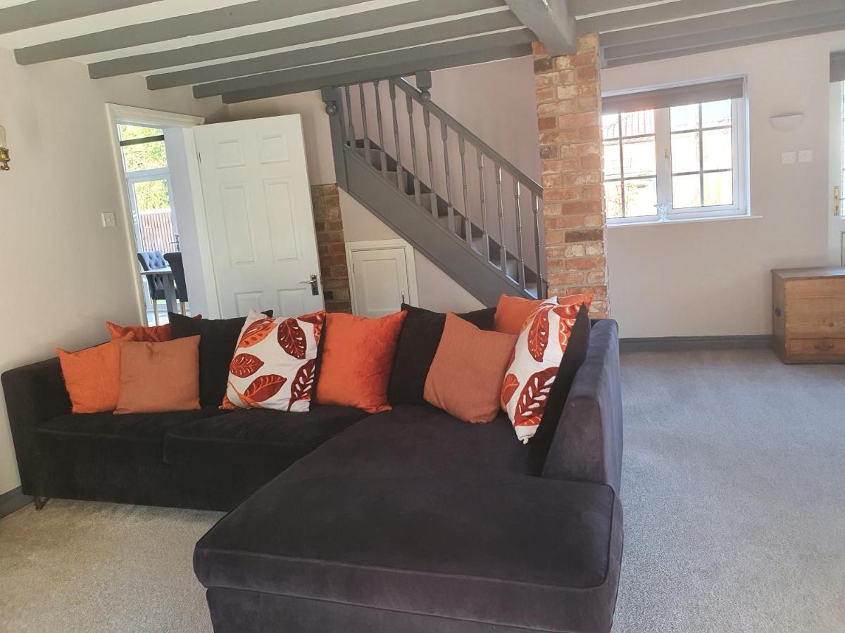 Tattershall Thorpe Willow Tree Farm Cottage With Bbq Hut מראה חיצוני תמונה