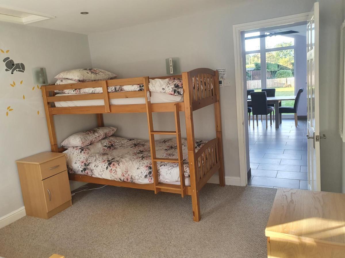 Tattershall Thorpe Willow Tree Farm Cottage With Bbq Hut מראה חיצוני תמונה